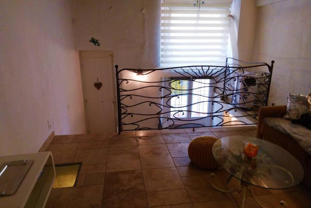 Appartement De Charme Au Coeur Du Vieil Antibes Zewnętrze zdjęcie