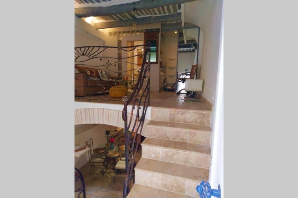 Appartement De Charme Au Coeur Du Vieil Antibes Zewnętrze zdjęcie